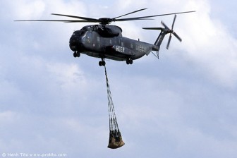 041_ILA2004.jpg