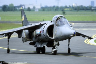 064_ILA2004.jpg