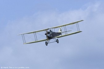 083_ILA2004.jpg