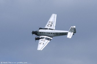 136_ILA2004.jpg