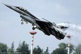 389_ILA2004.jpg