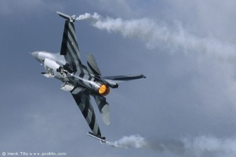 391_ILA2004.jpg