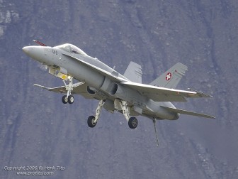 HT2000111.jpg