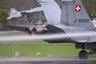 _HT94369.jpg